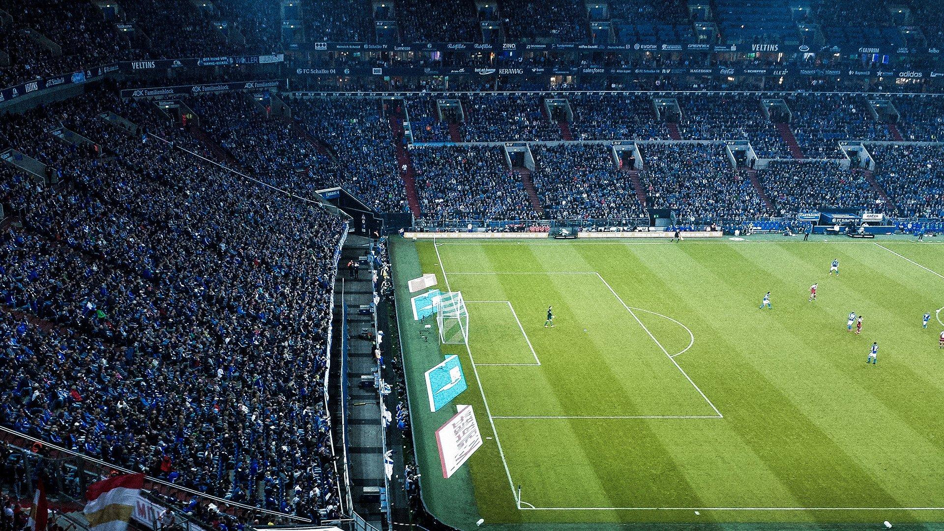 昔日金球风采难敌岁月凛冽 弗兰友谊赛重伤引足坛关切